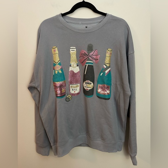 Goody Two Sleeves Champagne Graphic Sweatshirt Sz Medium NWOT - Picture 1 of 8